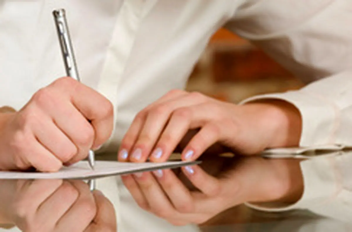 نگاهی به نامهنگاریهای انتخاباتی نمایندگان مجلس