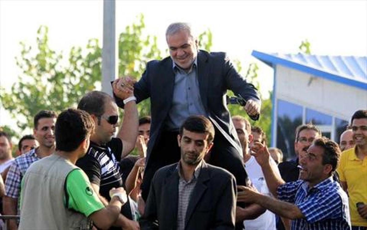 شوخی خنده دار استقلالی ها برای چزاندن پرسپولیسی ها!
