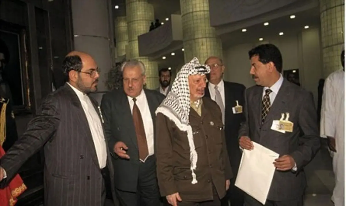 وقتی رهبر انقلاب به یاسر عرفات اجازه ملاقات ندادند