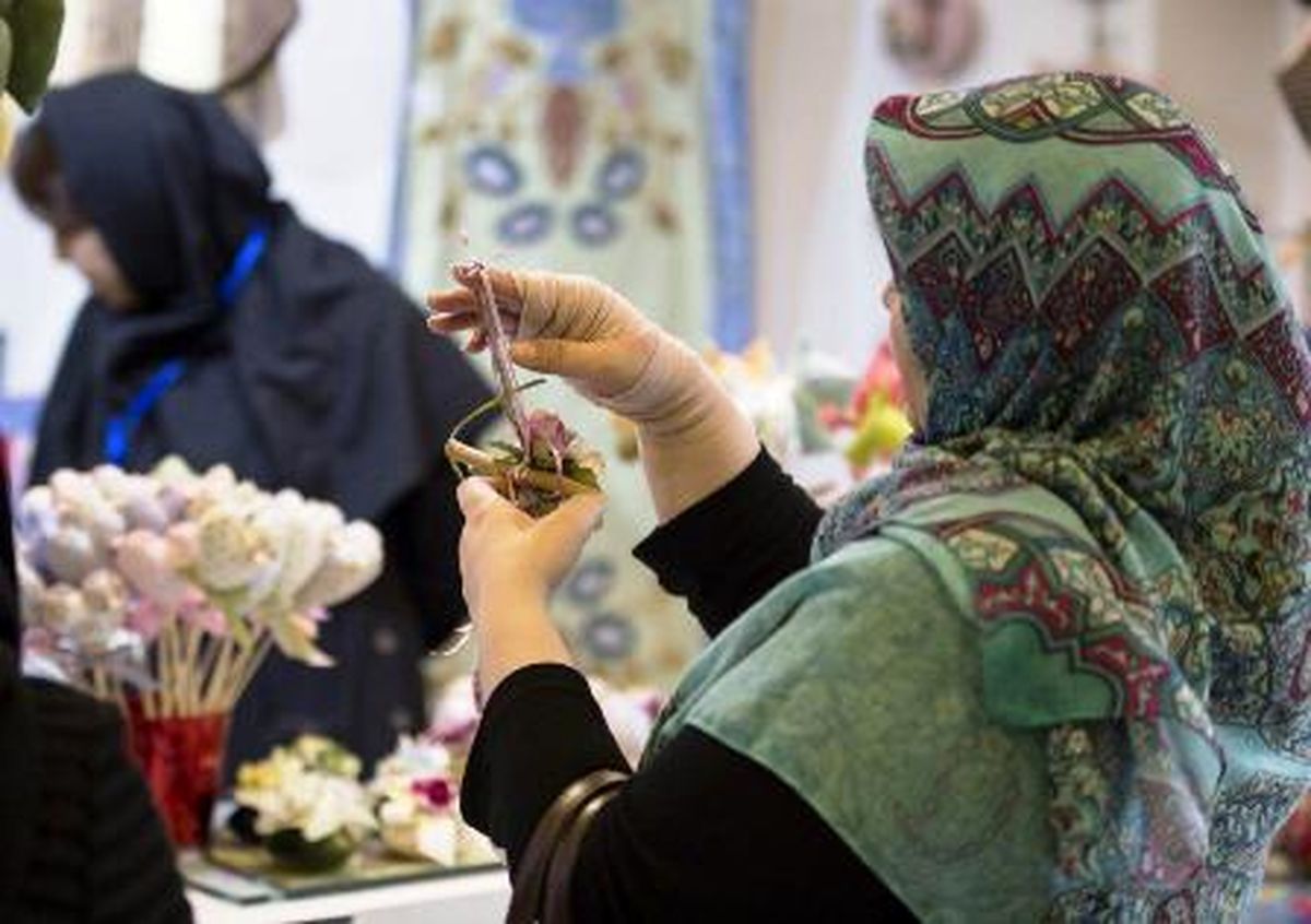 نمایشگاه توانمندی بانوان بی سرپرست در فرودگاه یزد