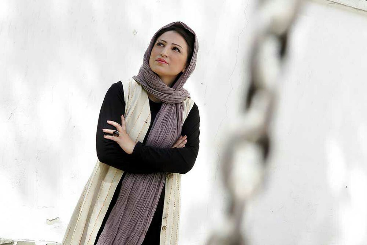 نباید کاری کنیم که ادبیات ما صدای سیاسی خاصی تلقی شود