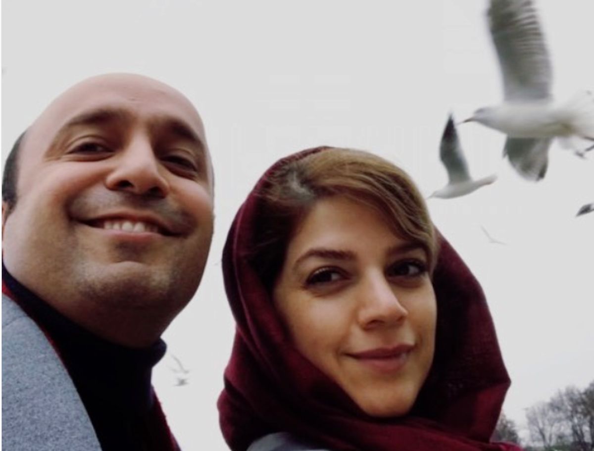 سیاوش صفاریان پور و همسرش روی آب+عکس