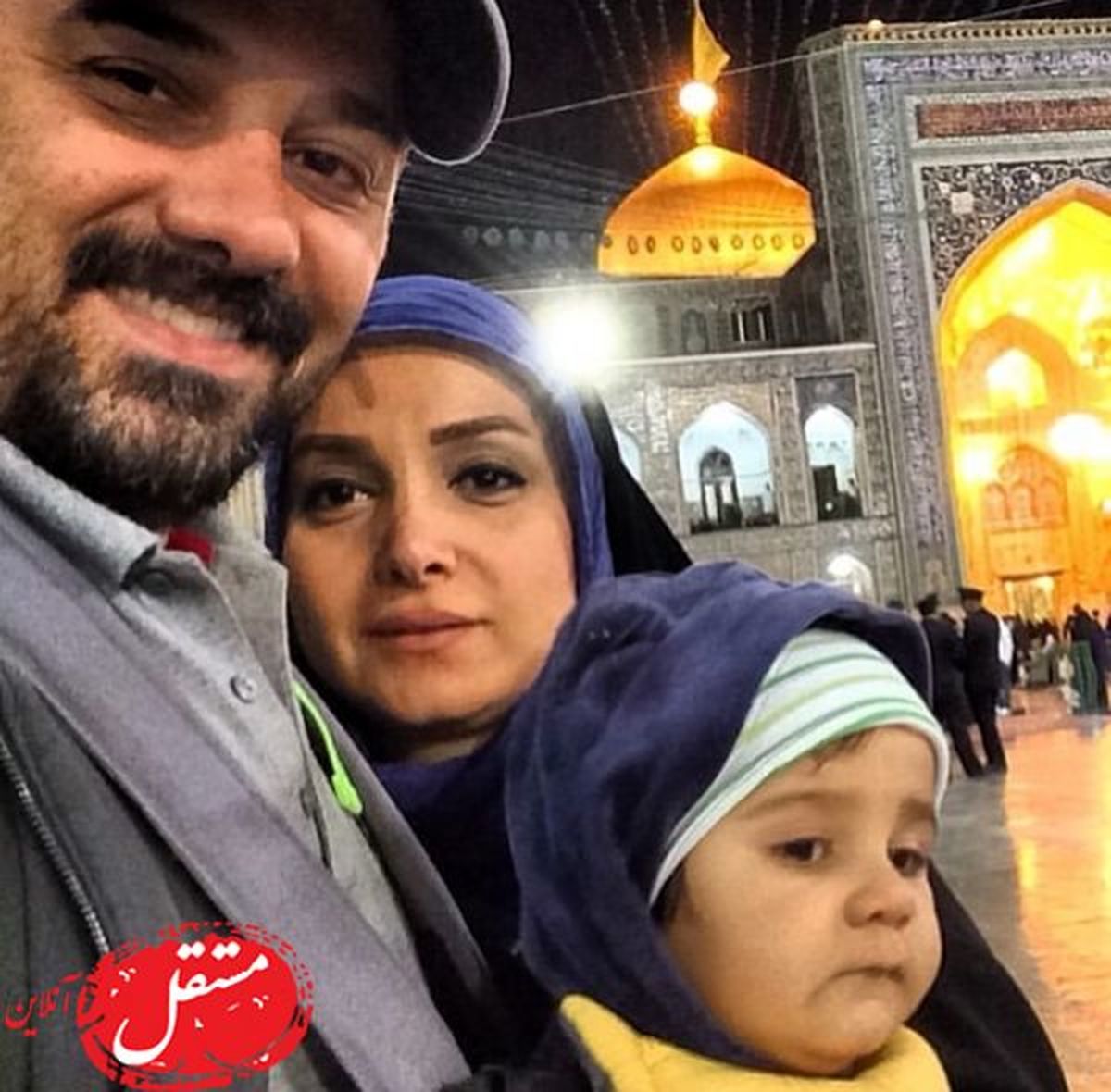 برزو ارجمند و خانواده در حرم امام رضا(ع)