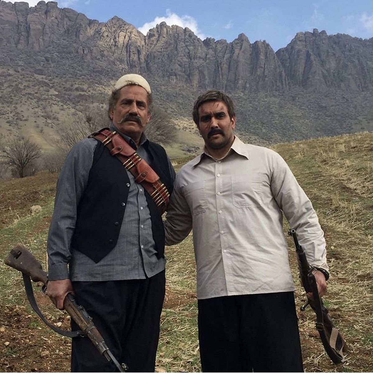 پوریا پور سرخ ومجید مظفری با تفنگ شکاری + عکس