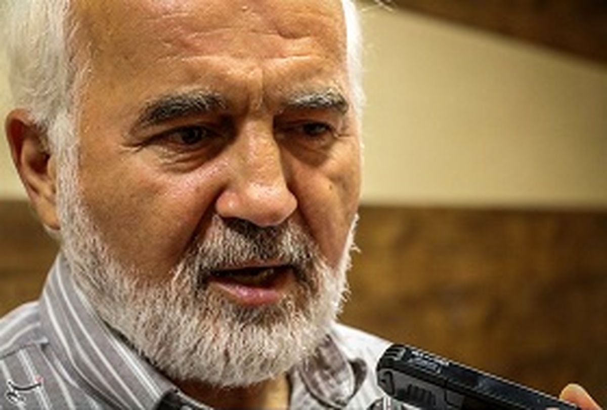 احمد توکلی به رفتار نماینده سراوان واکنش نشان داد
