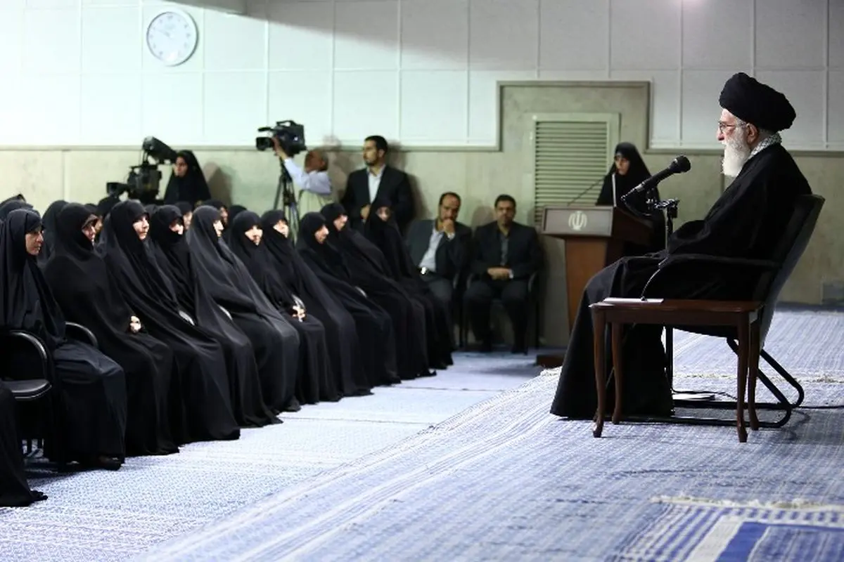 متن کامل بیانات؛ رشته‌های تحصیلی و مشاغل ناسازگار با طبیعت زنان به آنان تحمیل نشود+ عکس