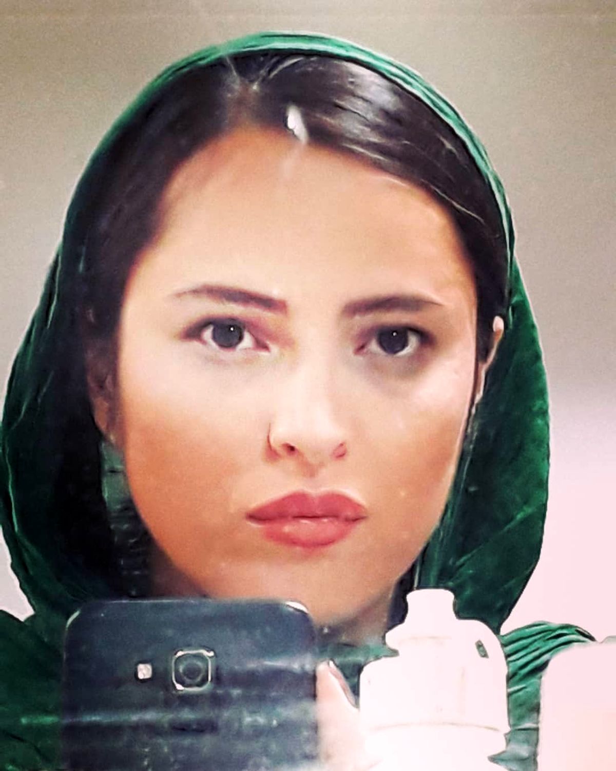 دنیای شیرین اسماعیلی در آینه ها+عکس