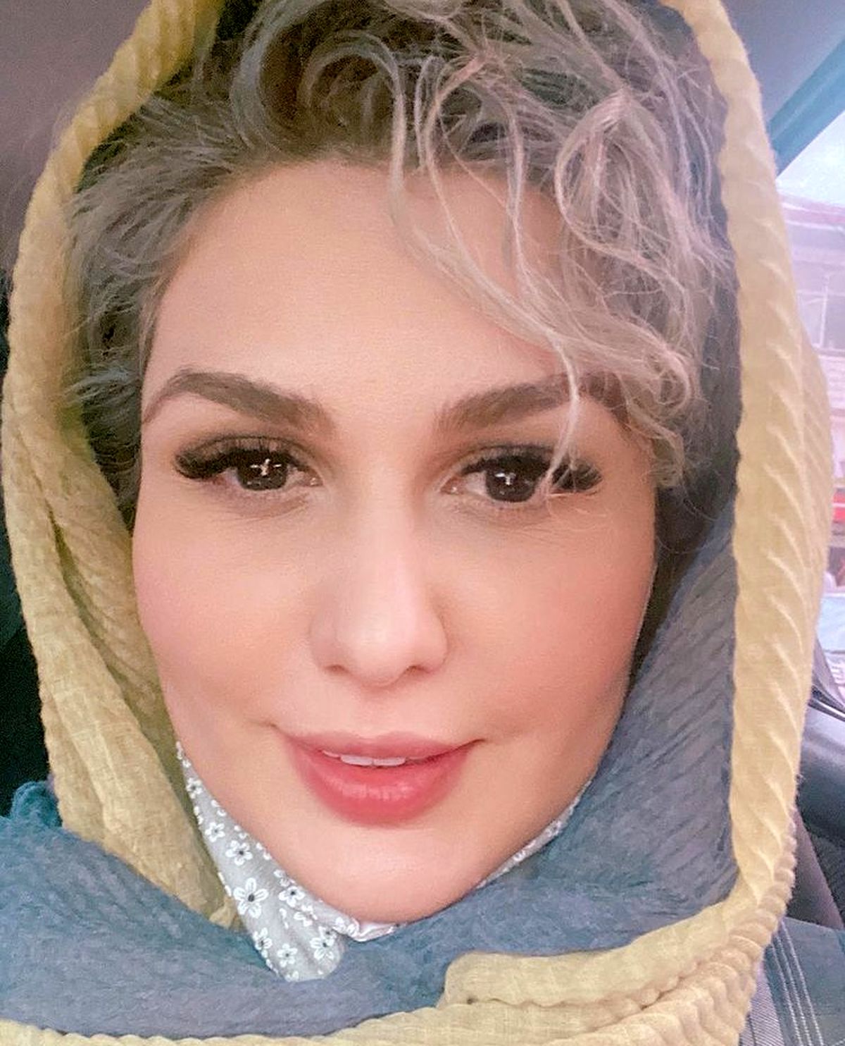 ظاهر جدید رز رضوی + عکس