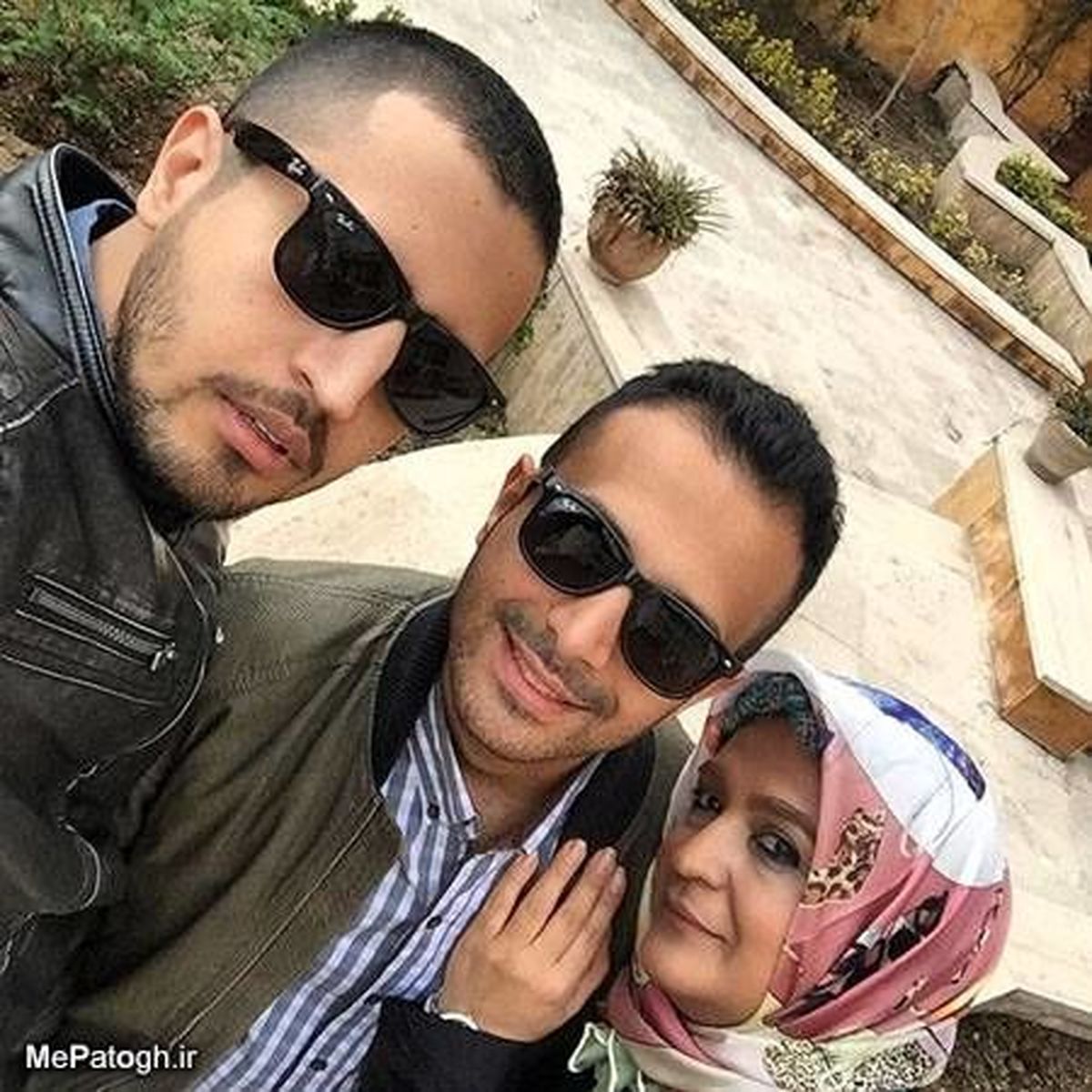 مهرداد صدیقیان در کنار خانواده اش + عکس