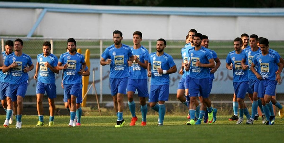 استقلالی‌ها بعد از بازی با تراکتورسازی در دستگردی یا صنایع دفاع