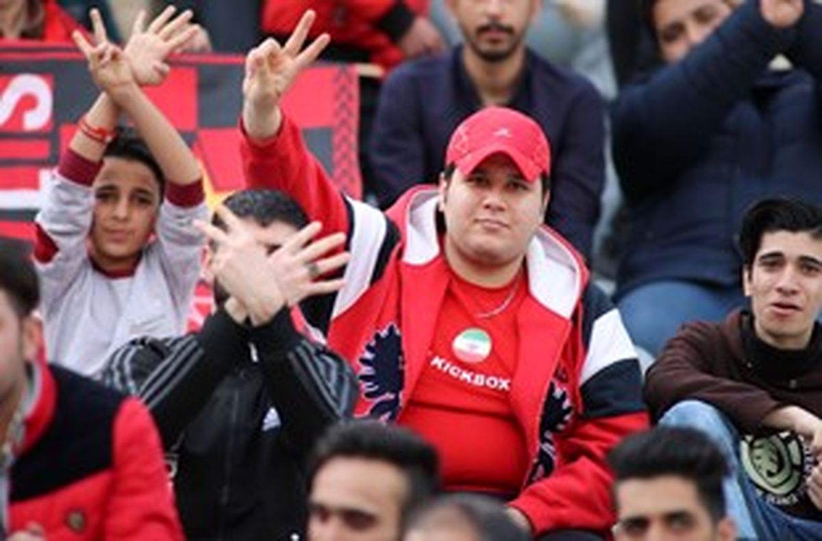 بازداشت سه دختر پرسپولیسی