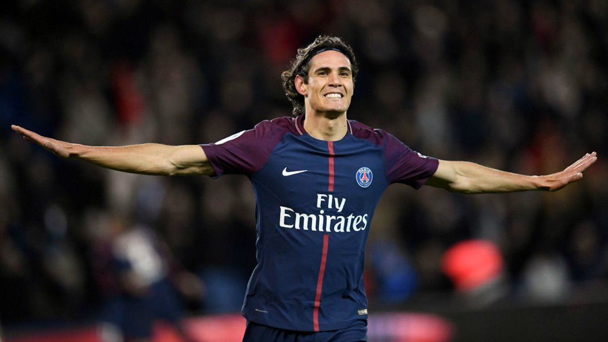 تلاش بوفون برای ماندن کاوانی در PSG