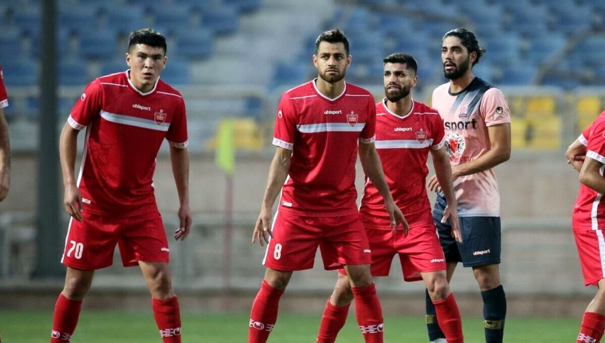 دعوای حقوقی مدافع پرسپولیس به فیفا کشید