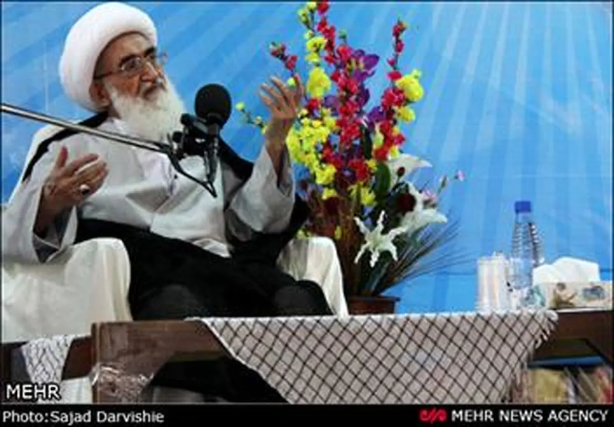 نوری همدانی: اسرائیل تکان بخورد نابود می شود