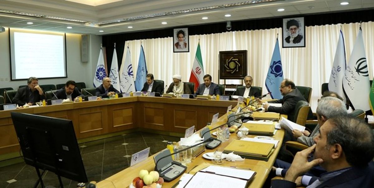 شورای پول و اعتبار راه اندازی سامانه رفع تعهد ارزی واردکنندگان را تصویب کرد