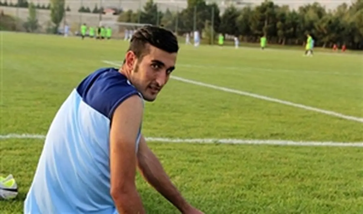 هافبک استقلال، شاگرد پاشازاده شد