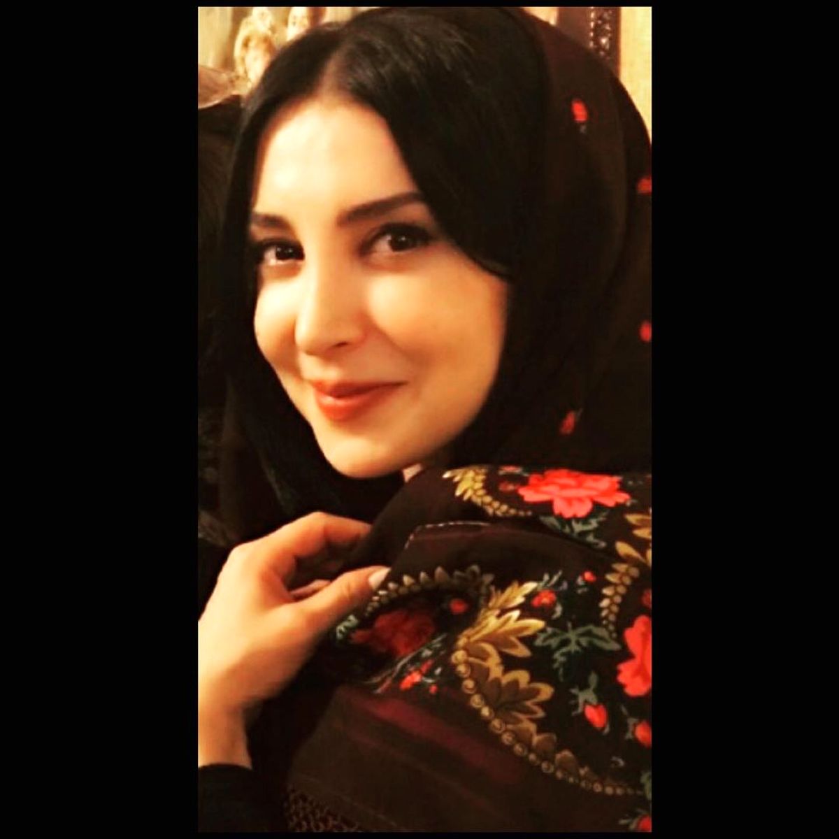 سحر جعفری جوزانی با روسری محلی+عکس
