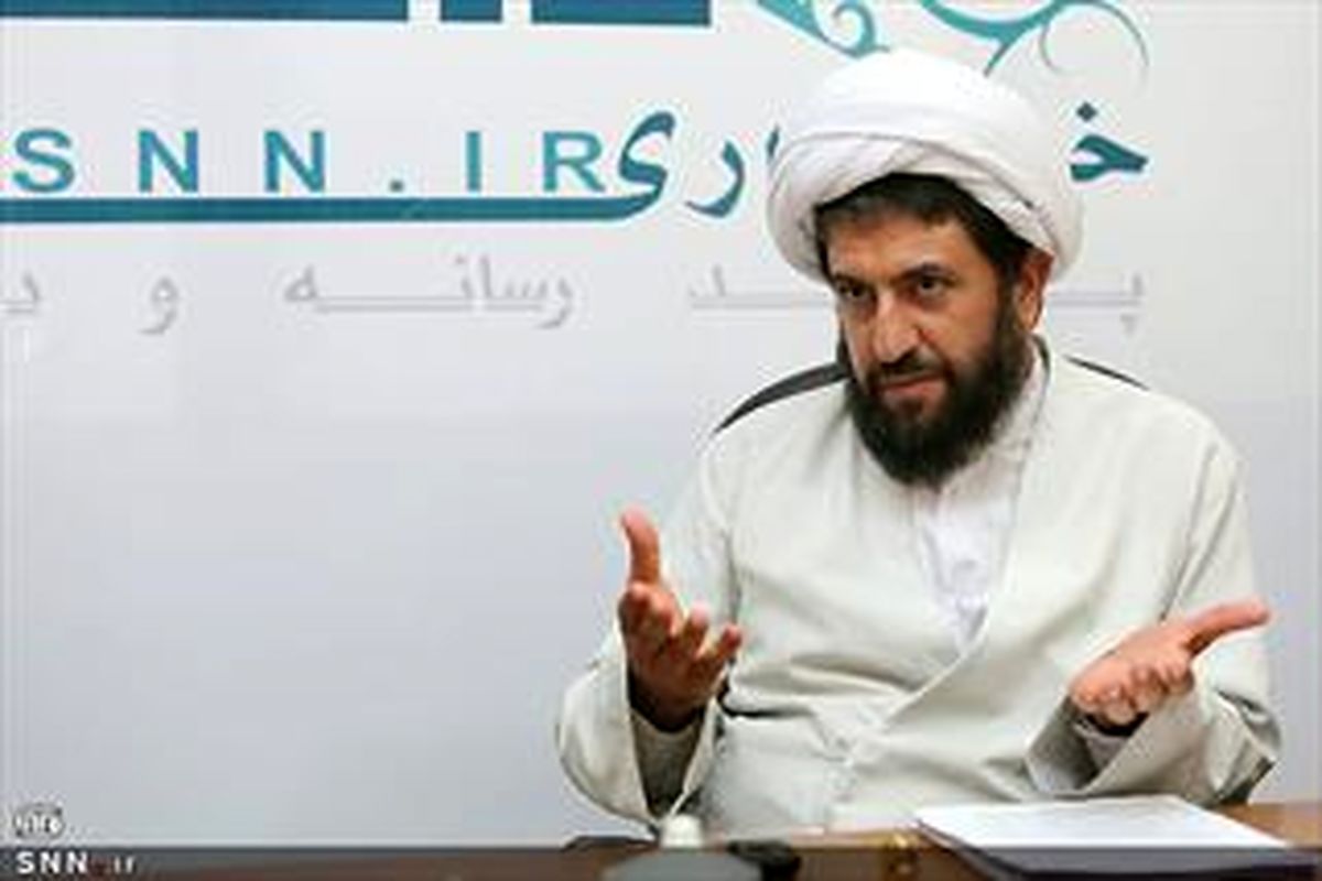 شعار مبارزه با تبعیض دختر را باور کنیم یا فیش پدر را؟