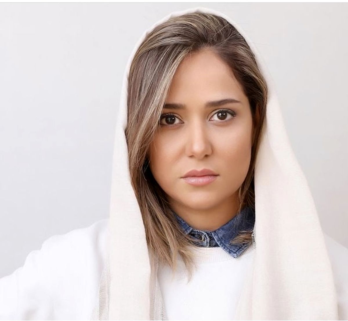 ظاهر جدید پریناز ایزدیار + عکس