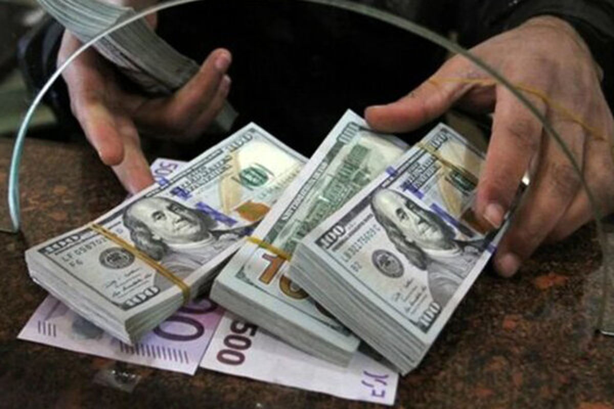 چرا قیمت سکه و دلار ریزش داشت ؟