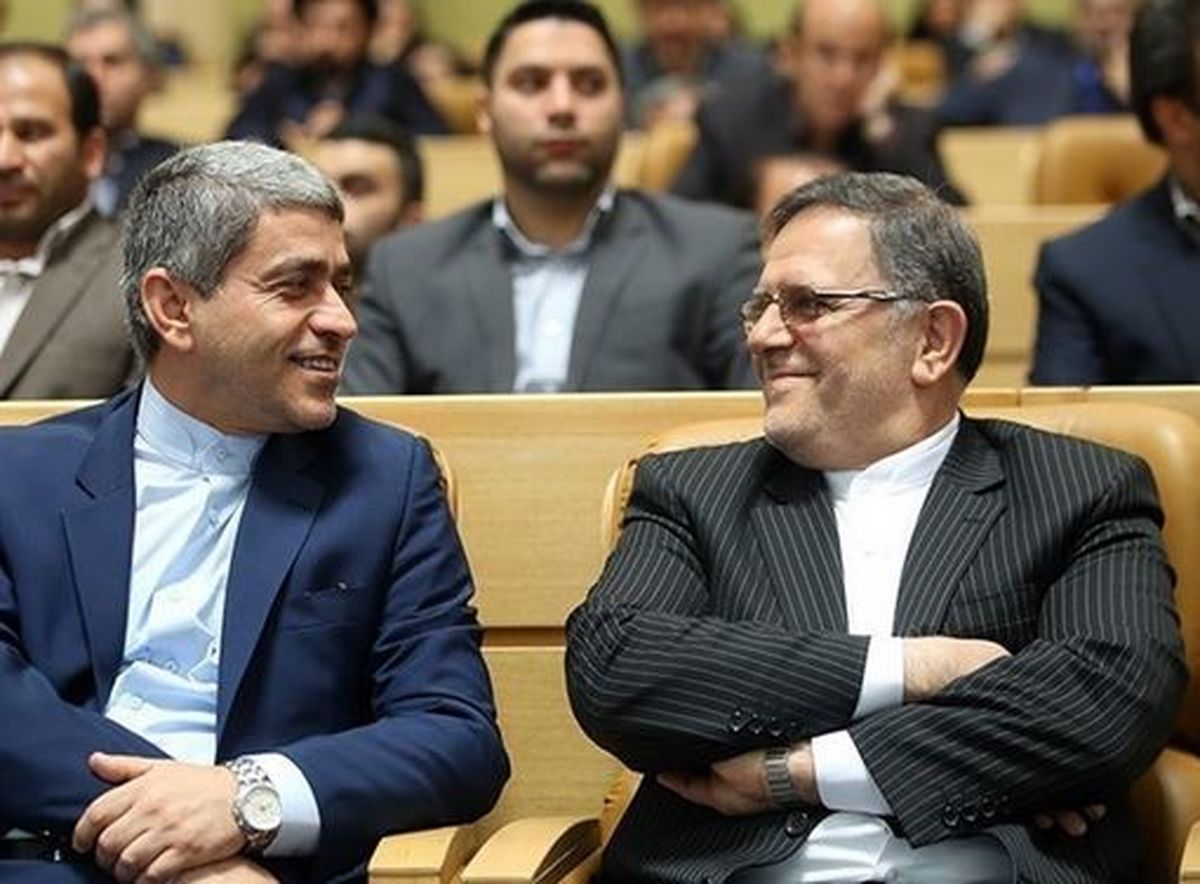 احضار سیف و طیب‌نیا به مجلس برای توضیح درباره "فساد بزرگ" بانکی 