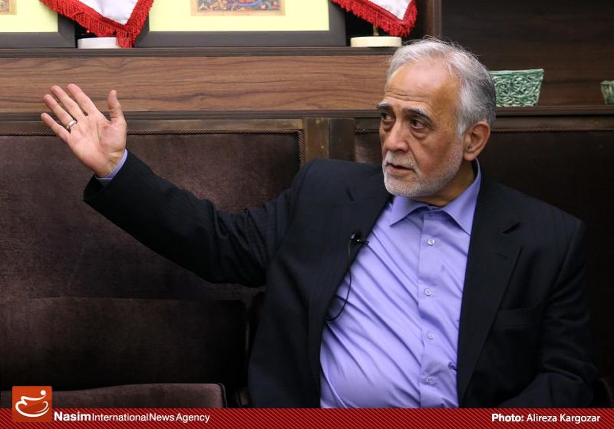 معاون دولت احمدی نژاد: ۲.۵ سال است به دولت قبل فحش می‌دهید؛ خودتان چه کار کردید؟