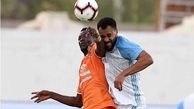رویارویی مدافع محبوب منصوریان و مهاجم محبوب شفر برنده نداشت