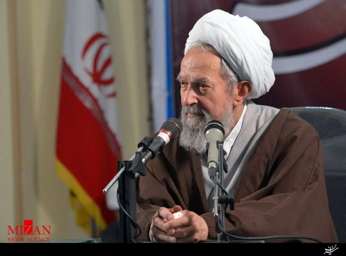 مهم‌‌ترین خدمت به جامعه اسلامی پرورش روحانی متقی و عالم است