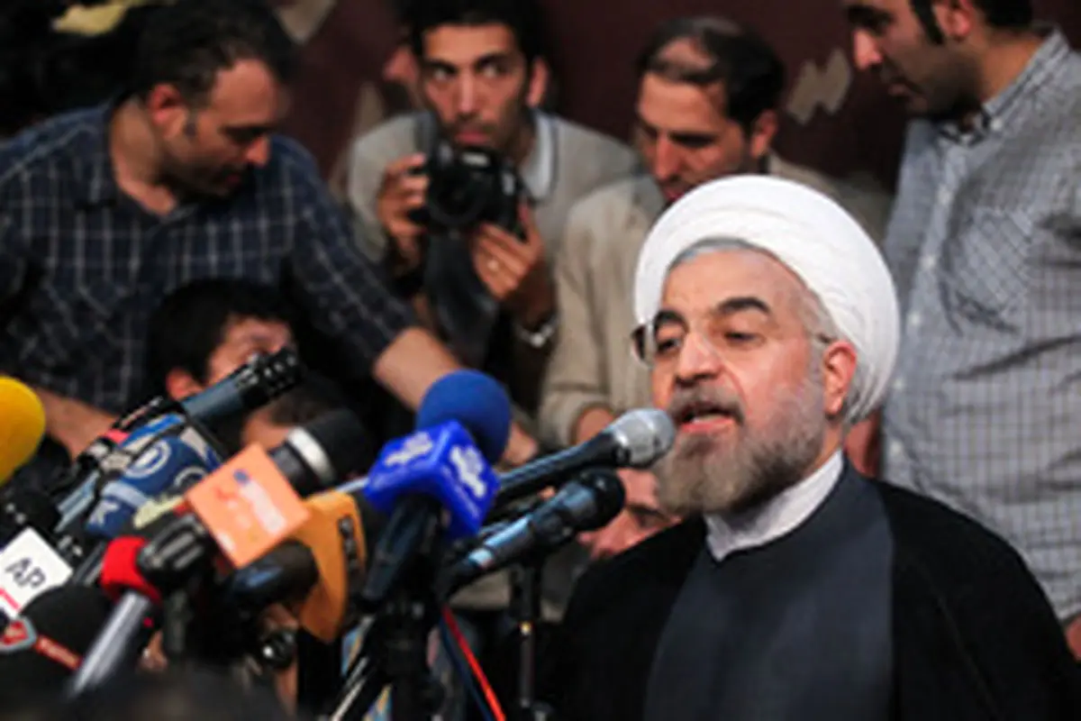 اولین نشست خبری رییس جمهور منتخب آغاز شد