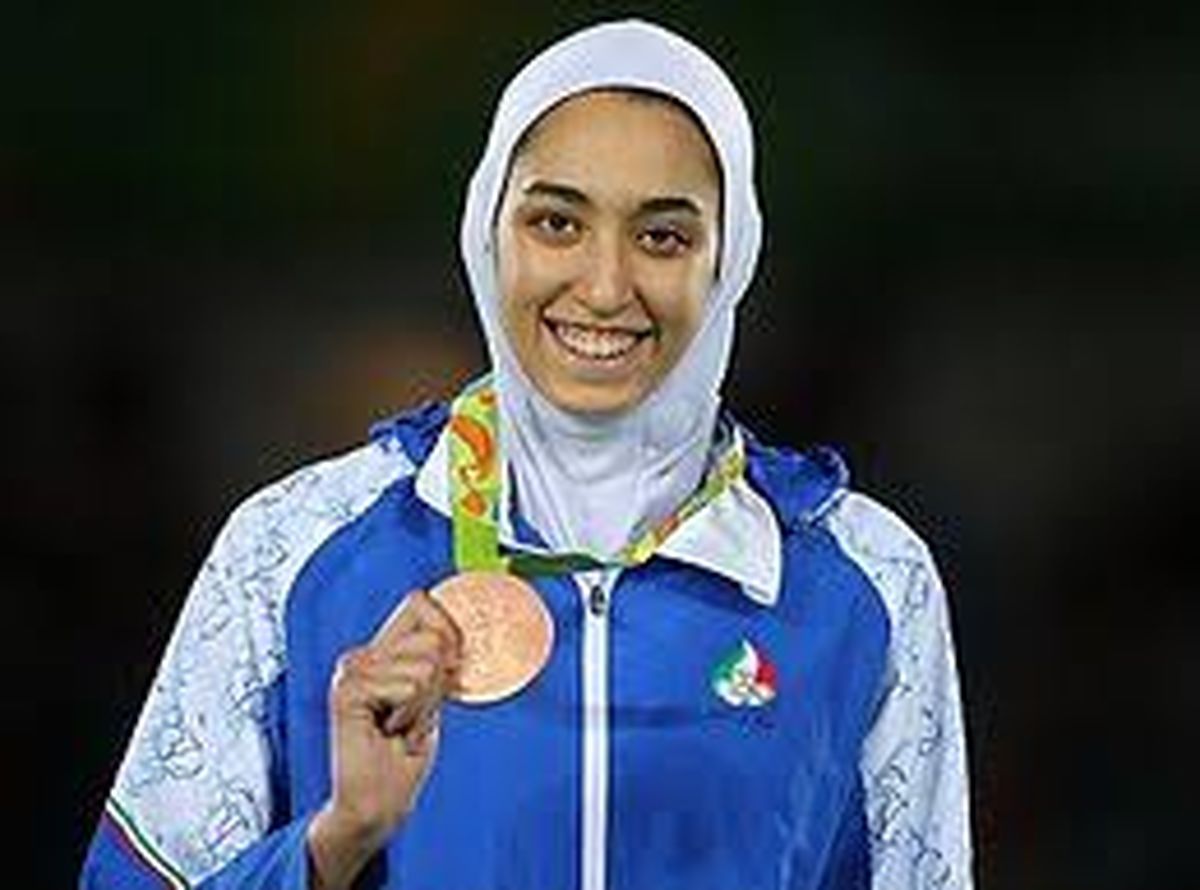 کیمیا علیزاده و همسرش