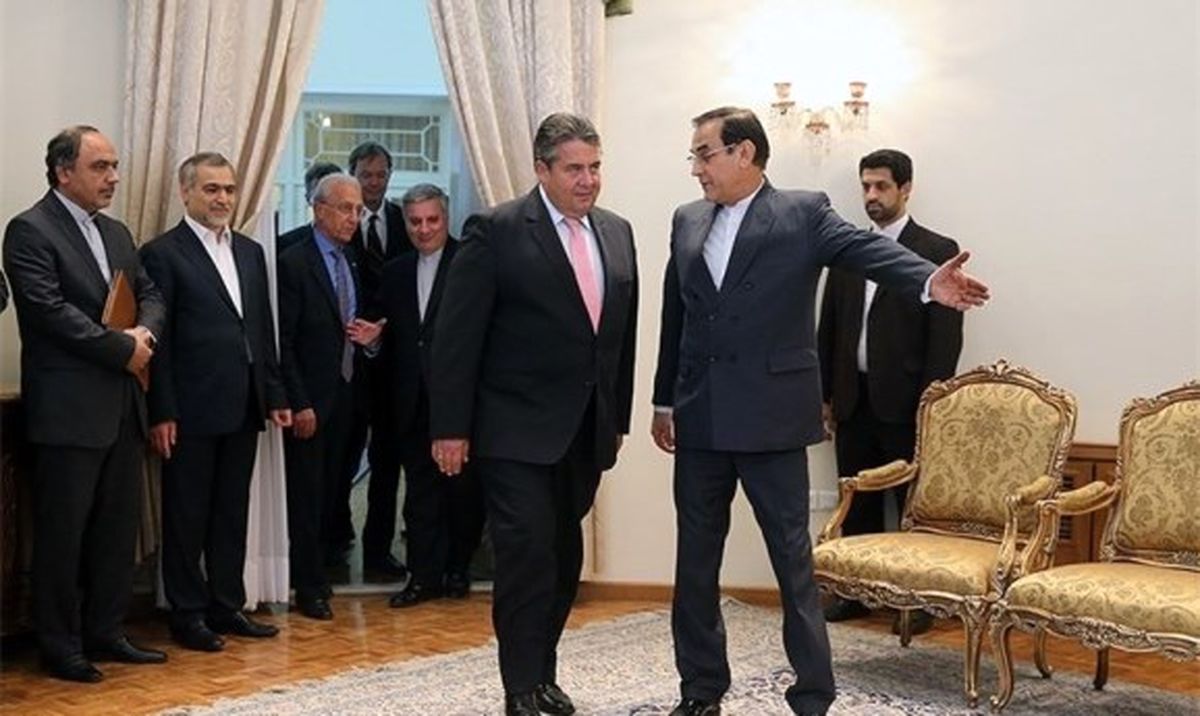 به تحریم کنندگان جایزه ندهیم/ هشدار درباره عطش عجیب غربی‌ها به مواهب اقتصاد ایران
