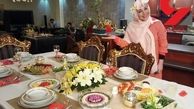 عکسی از آشپزی بهنوش بختیاری روی میز خانه اش