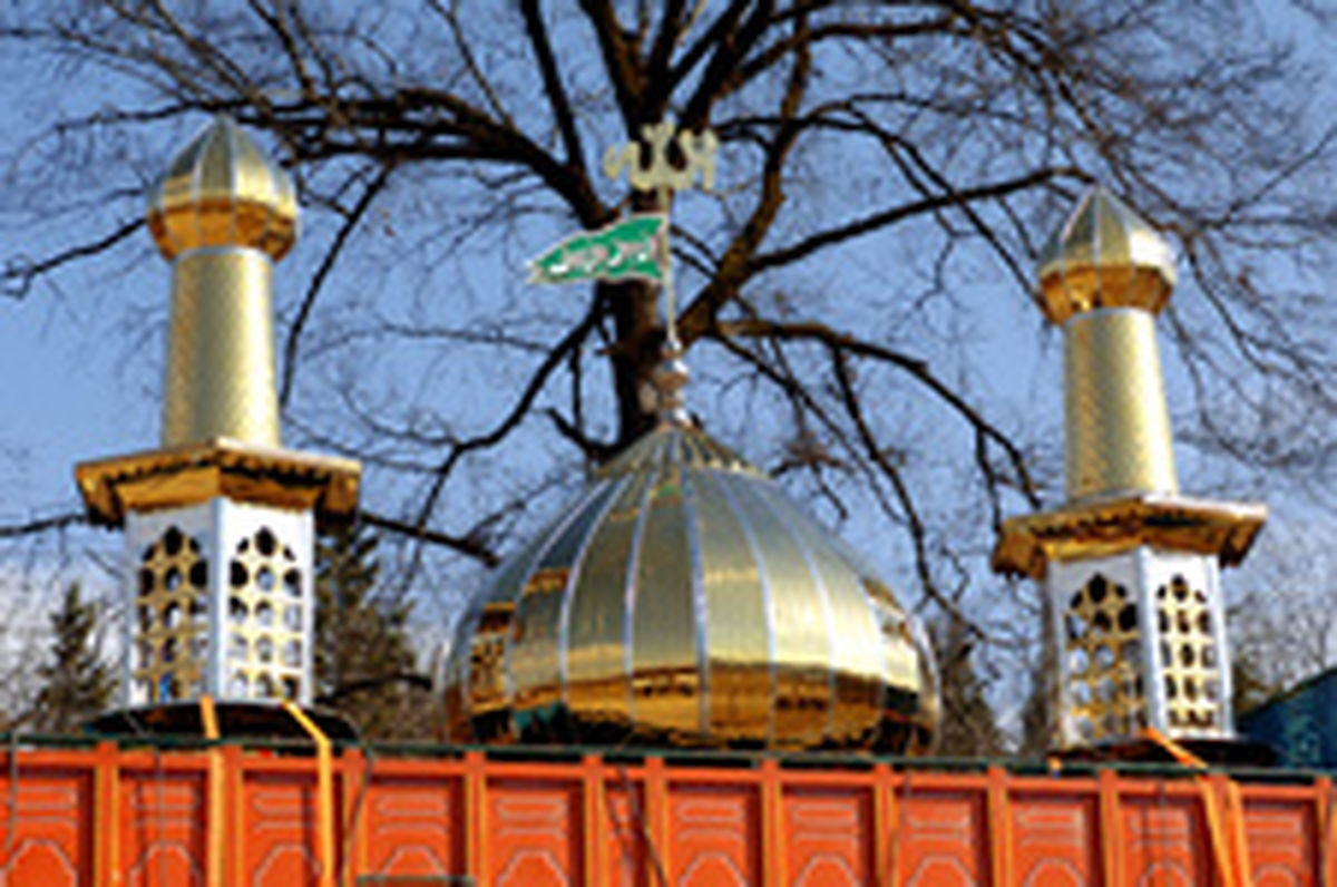 اهدا گنبد و گلدسته سریال پایتخت۲