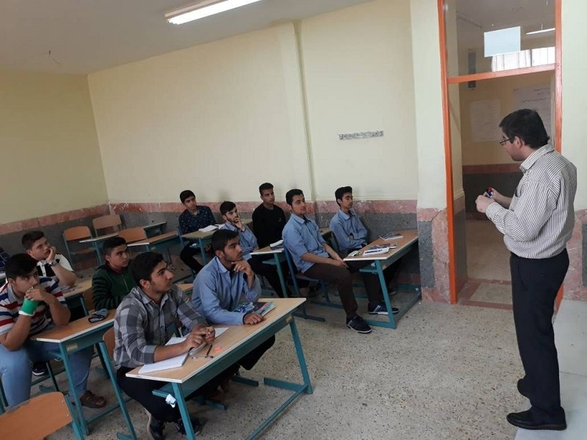 بازار فروش سوالات امتحانی داغ داغ در فضای مجازی