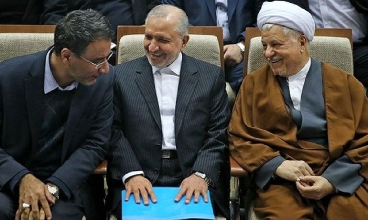 باهنر، لاریجانی، حدادعادل و توکلی به مخالفین استمرار مدیریت تنش زای وزیرعلوم پیوستند/ تلاش برای برگزاری تجمع به نفع فرجی دانا/ جلوگیری از برکناری دو مدیرفعال فتنه
