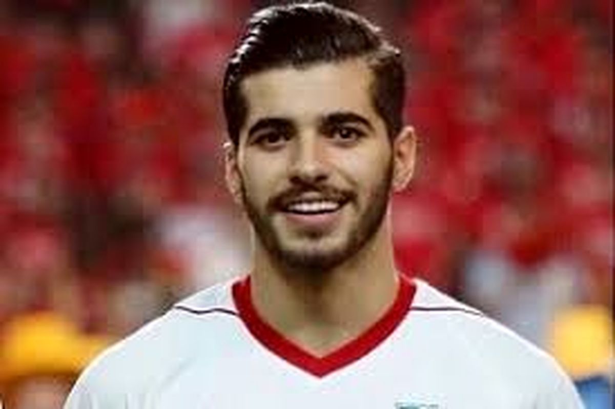 سلفی سعید عزت اللهی در ماشین