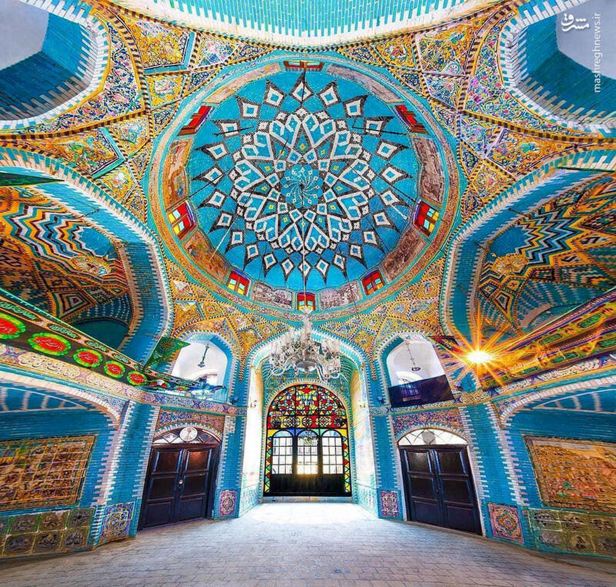 معماری زیبای تکیه معاون الملک+عکس