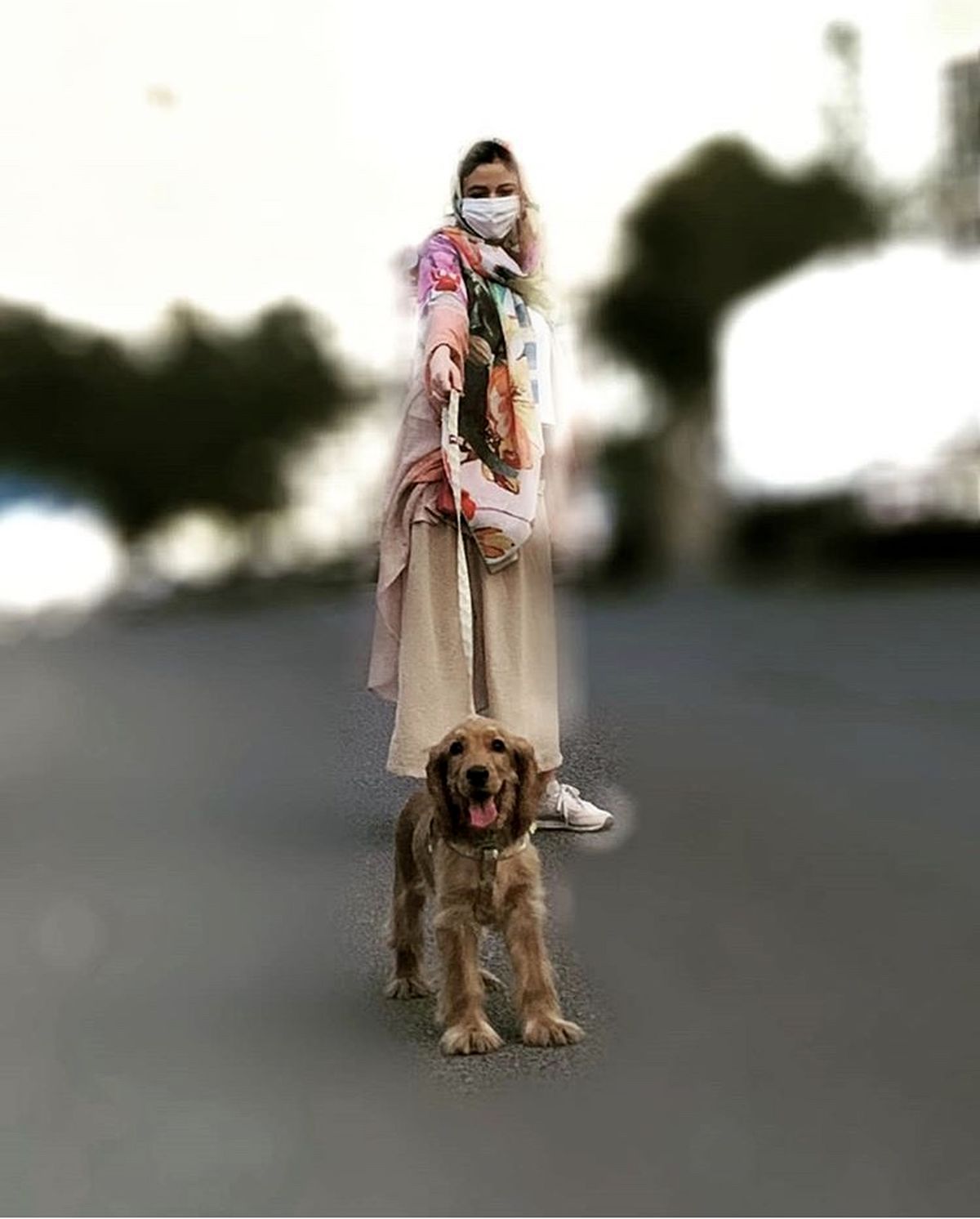 ماهور الوند و سگش در گردش + عکس