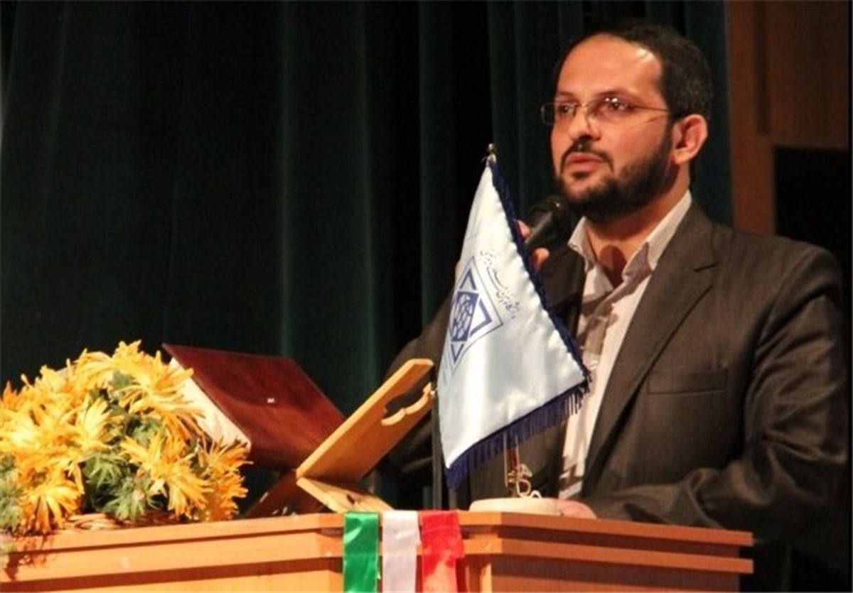 منطقی ترین اقدام کاندیداهای اصولگرای خارج از لیست، انصراف به نفع لیست ائتلاف/ چه شاخص هایی برای رأی دادن در انتخابات این دوره وجود دارد؟