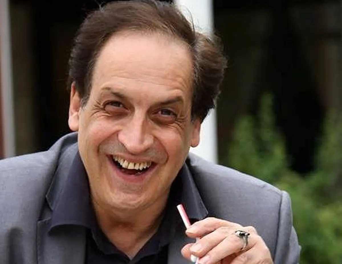 مجری تلویزیون :بعد از ۲۰ سال باید در خانه باشم! 