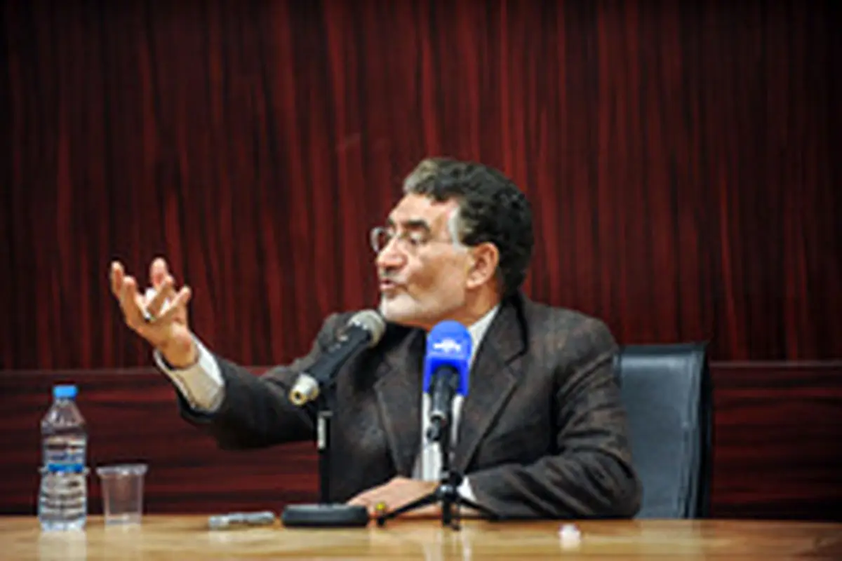 اگر رییس جمهورشوم نظام بانکی کشور رامتحول خواهم کرد