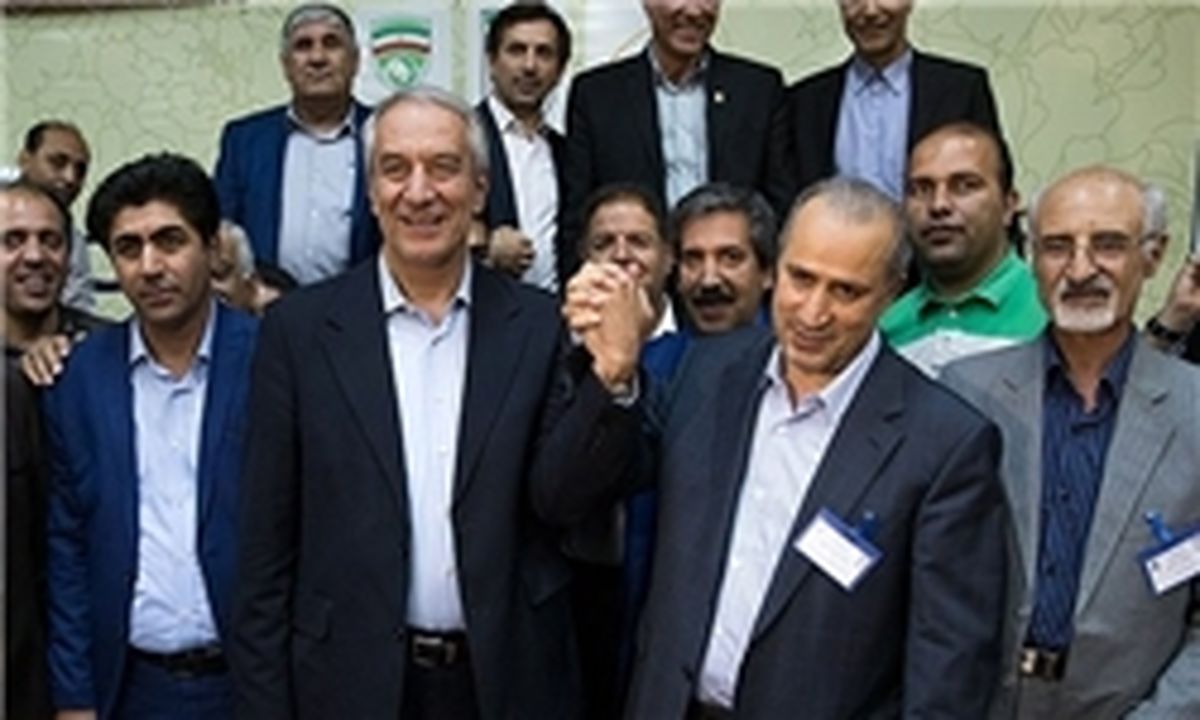سفارش کفاشیان برای اتاق نایب رئیسی