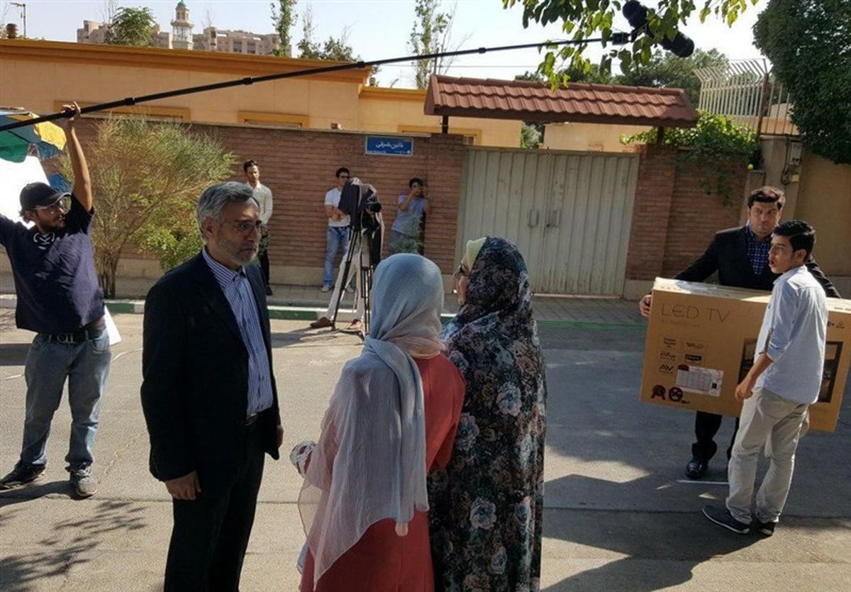 تیپ جالب نقی در «پایتخت ۵» /عکس