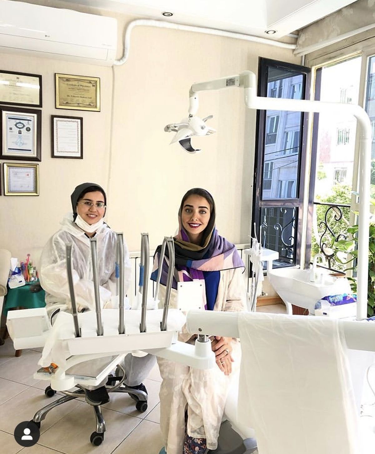 عروس جوان خانم بازیگر در مطب دندانپزشکی + عکس
