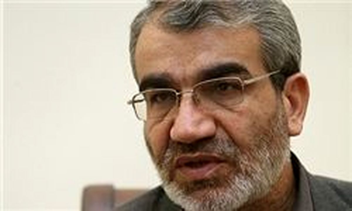 پاسخ کدخدایی به آخوندی