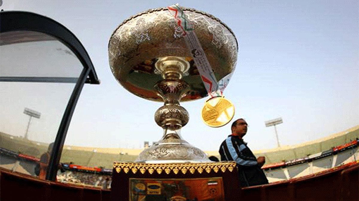 تاریخ بازهم در حال تکرار، استقلال قهرمان لیگ برتر می‌شود؟ + عکس