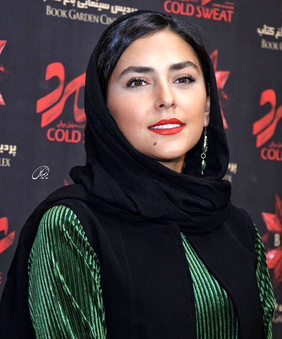 ظاهر ساده هدی زین العابدین + عکس