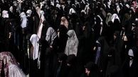 مادر شهیدی که با تخت در نماز جمعه حاضر شد + عکس
