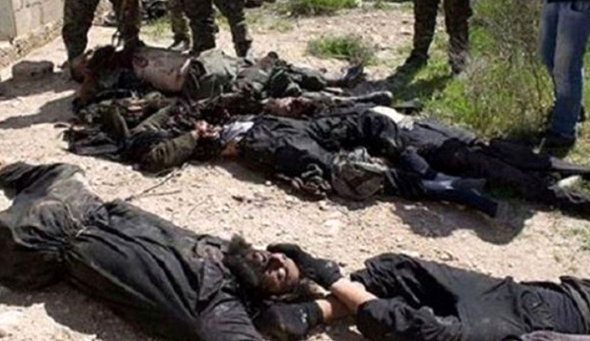 داعش یک سرکرده خود را زنده در آتش سوزاند