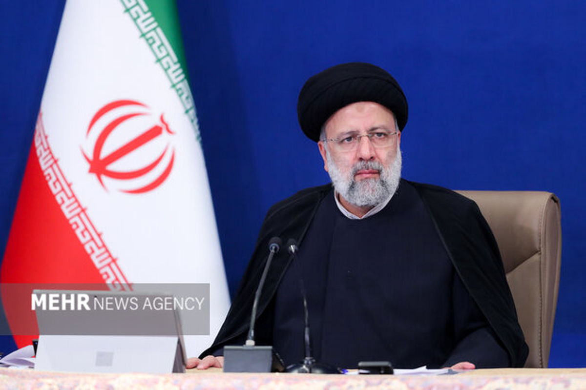 مردم در جریان الزامات دولت برای اصلاح نظام اقتصادی قرار گیرند